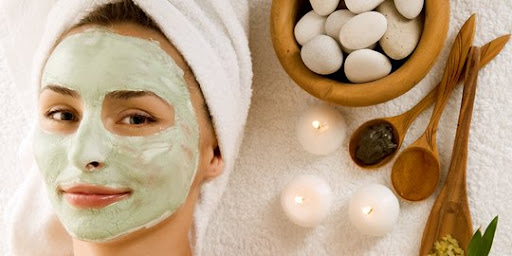 Kebiasaan Malam yang Membantu Kulit  Lebih Cerah dan